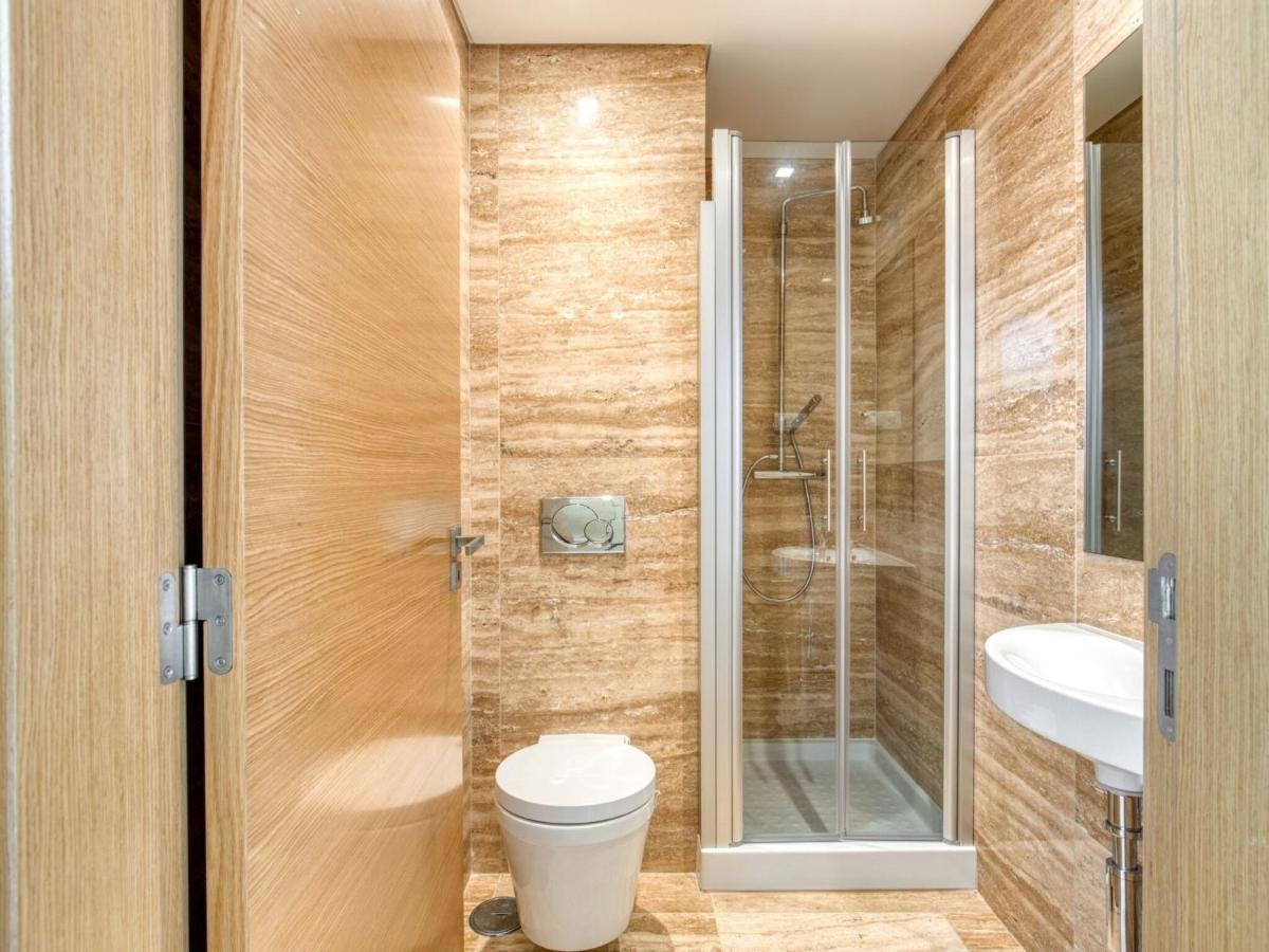 Modern Holiday Home In Salir Do Porto With Swimming Pool Salir de Porto Dış mekan fotoğraf